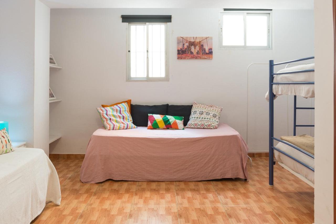 Apartamento LARIOS CENTRO PARKING INCLUIDO f3 Málaga Exterior foto