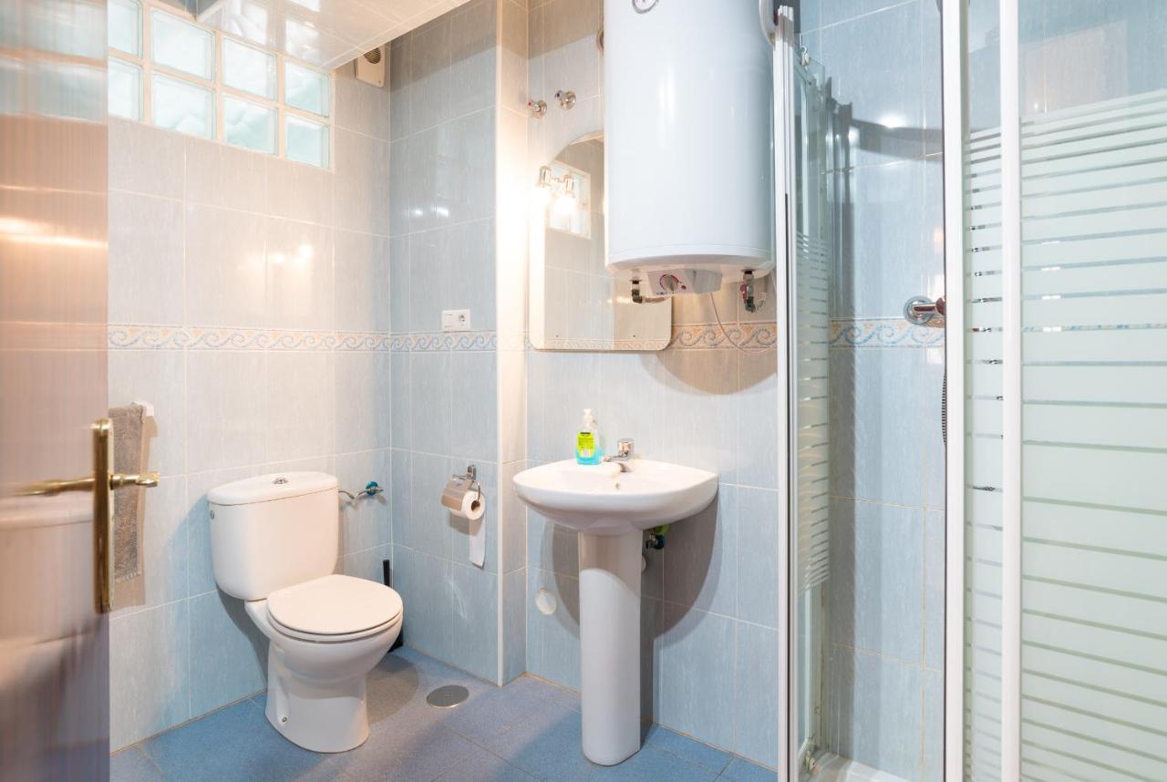 Apartamento LARIOS CENTRO PARKING INCLUIDO f3 Málaga Exterior foto