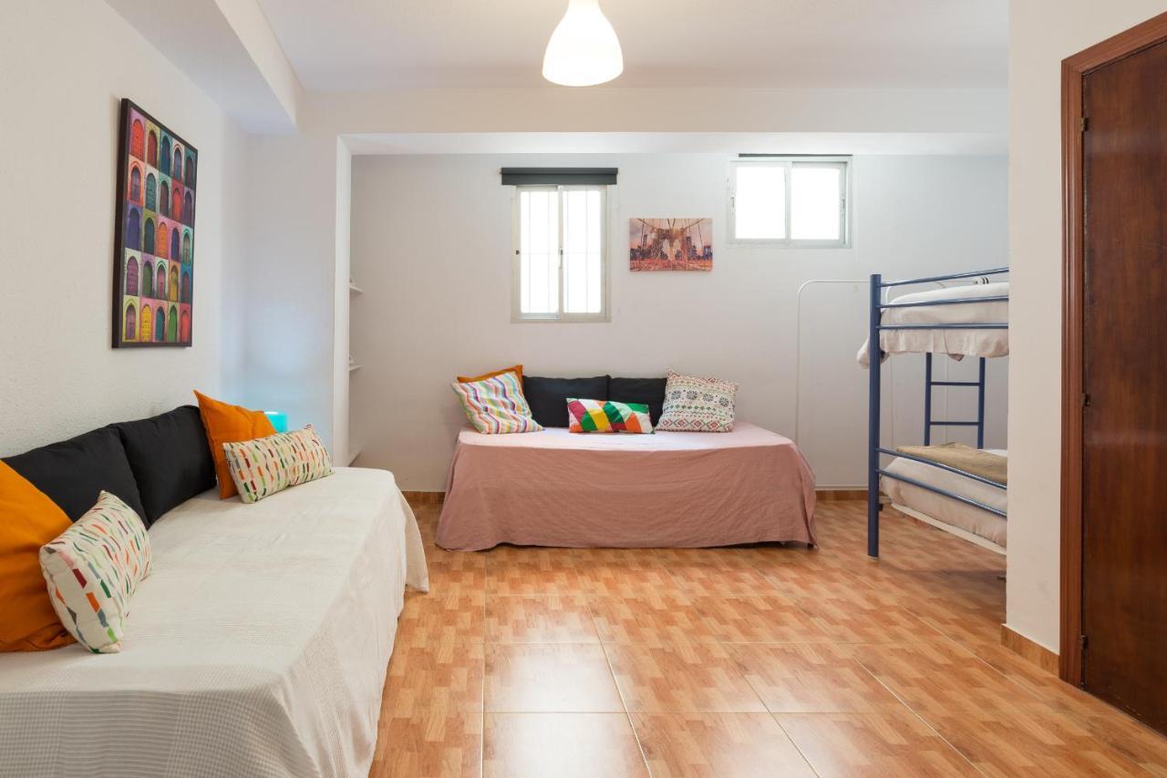 Apartamento LARIOS CENTRO PARKING INCLUIDO f3 Málaga Exterior foto